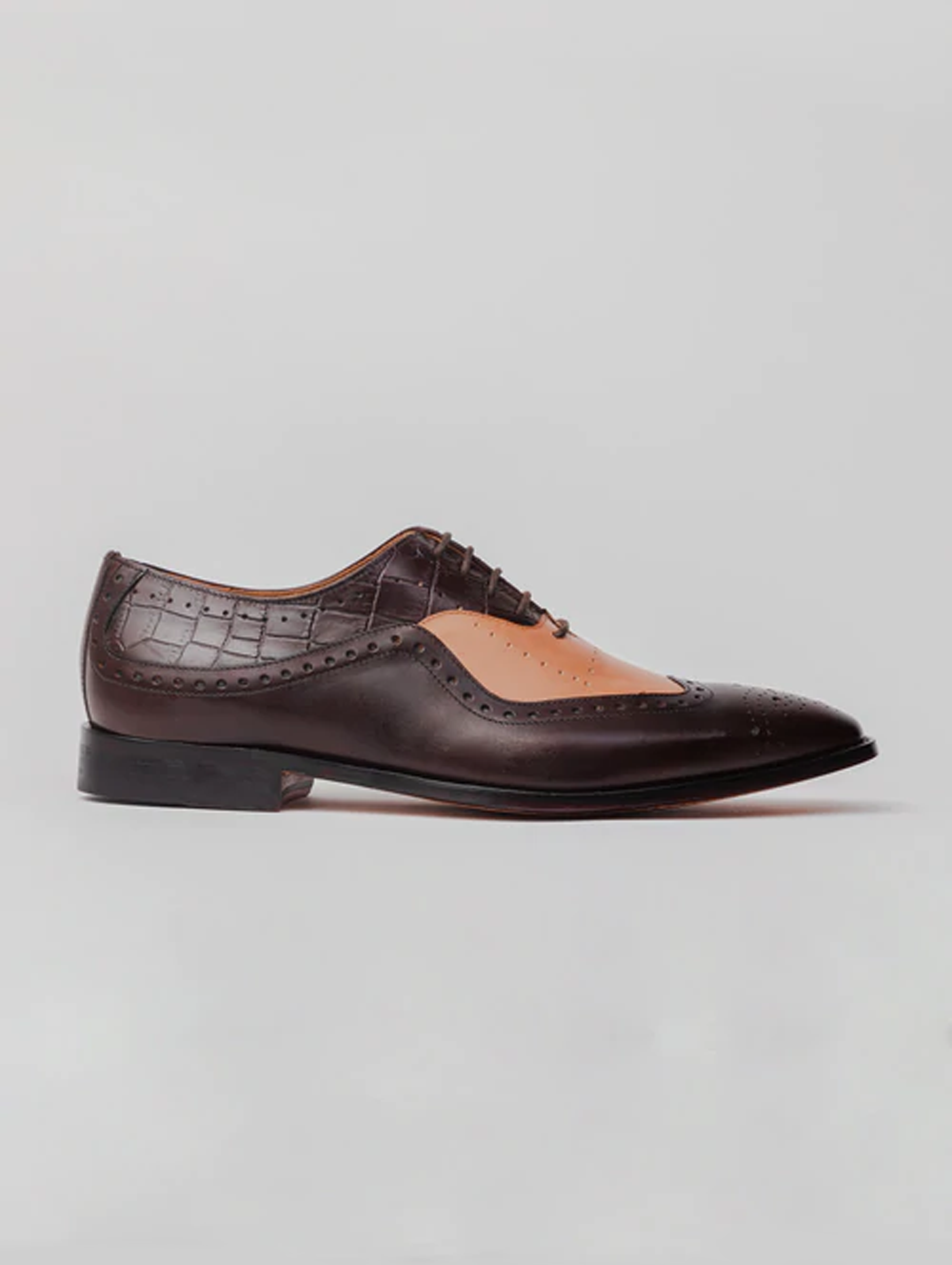 Men\'s Two-Tone Black and Brown Leather Oxfords Wingtip Brogue Oxford - Brown & Beige | Lethato main image 3
