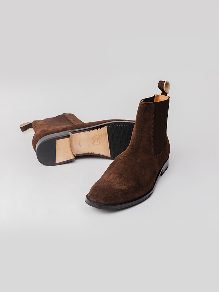 Chelsea boots sales dark brown suede