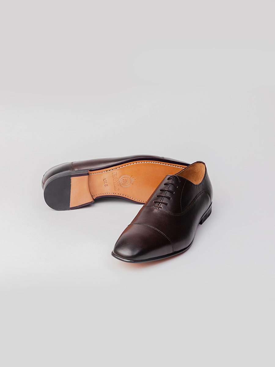 Maverick Toecap Oxford - Dark Brown shoes